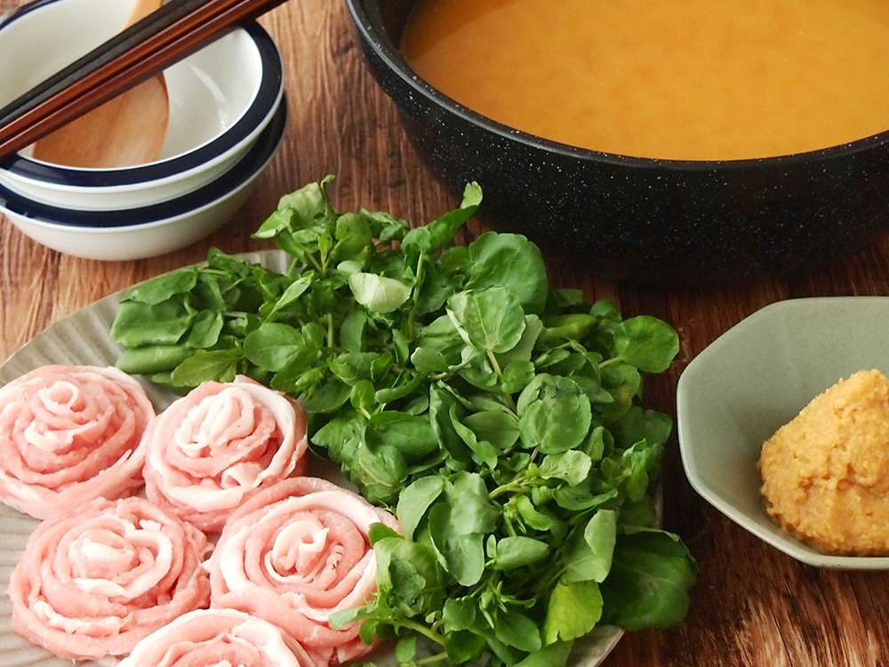 クレソンと豚肉の味噌しゃぶ発酵鍋