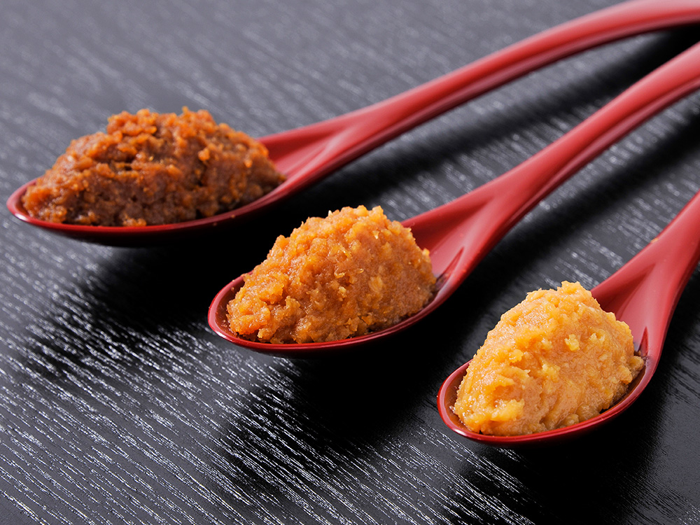 色でわかる味噌の熟成度