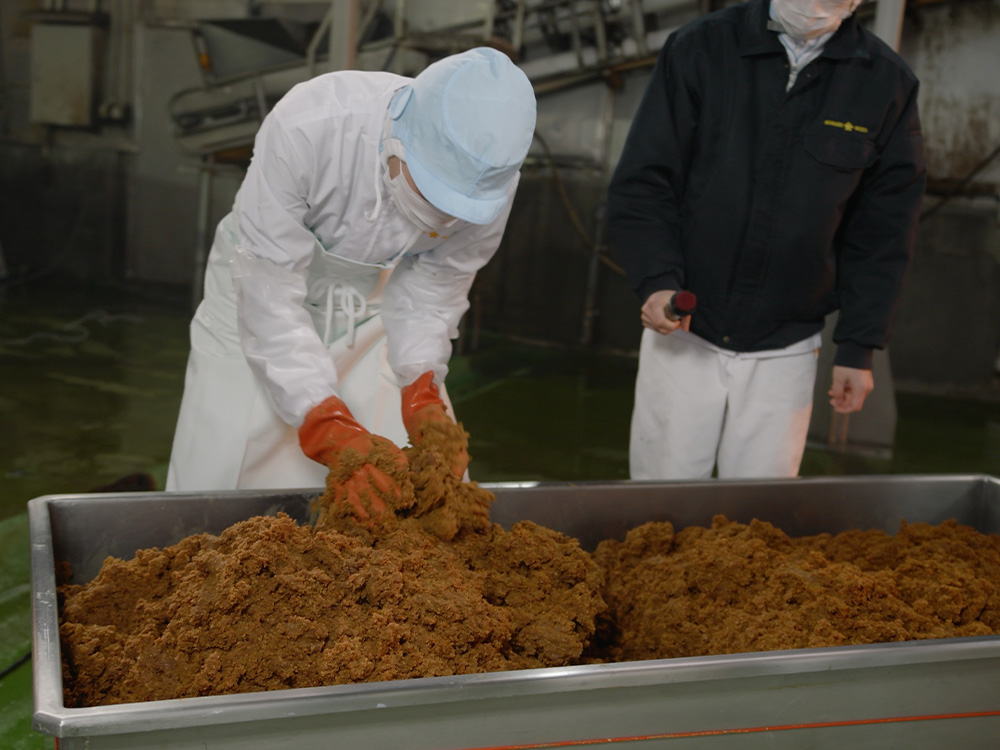 ひかり味噌の大寒仕込み