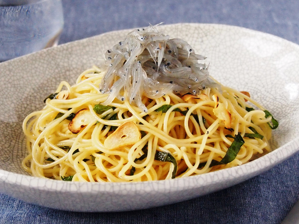 生しらすの味噌バターパスタ（ひかり味噌 円熟こうじみそ） 